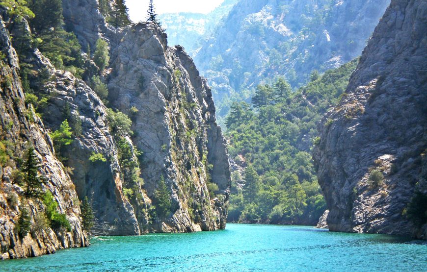 Green Canyon Boat with Lunch, Soft Drinks