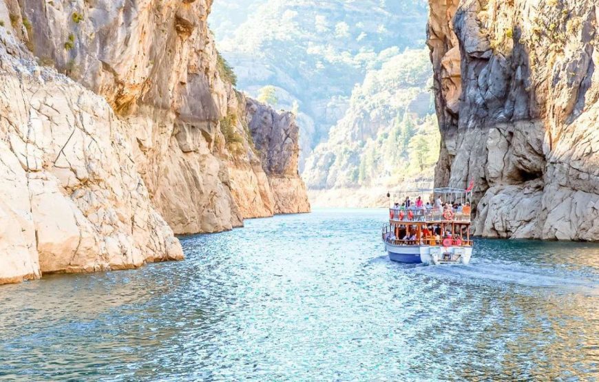 Green Canyon Boat with Lunch, Soft Drinks