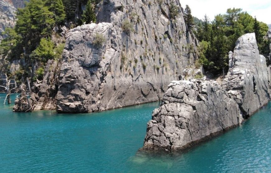Green Canyon Boat with Lunch, Soft Drinks