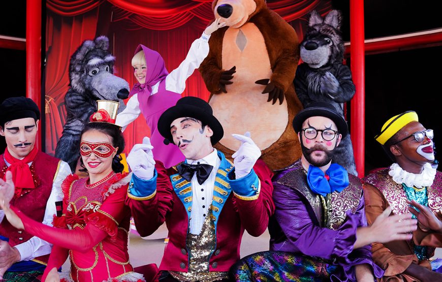 Land of Legends Night Show With Boat Parade