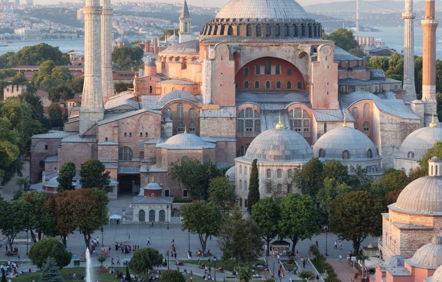 Hagia Sophia, Blue Mosque & Grand Bazaar – Half-Day